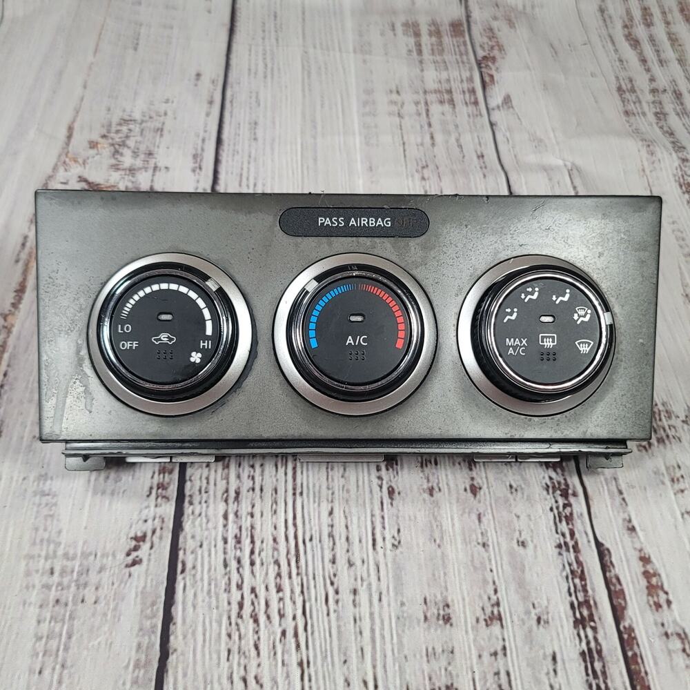 2010 - 2012 Nissan Sentra Climate Controls‎ (OEM) 27510-ZT50A